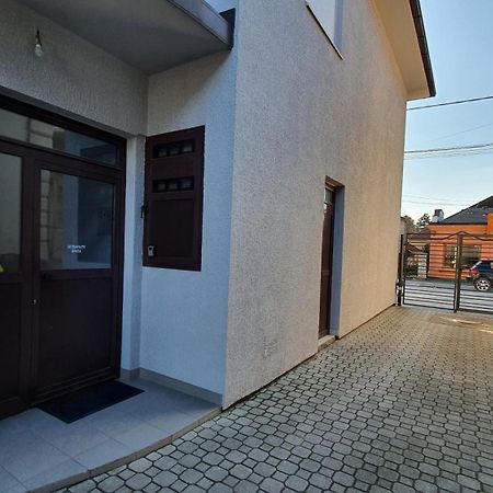 Apartments Spring Cacak Ngoại thất bức ảnh