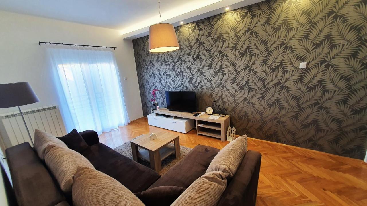 Apartments Spring Cacak Ngoại thất bức ảnh