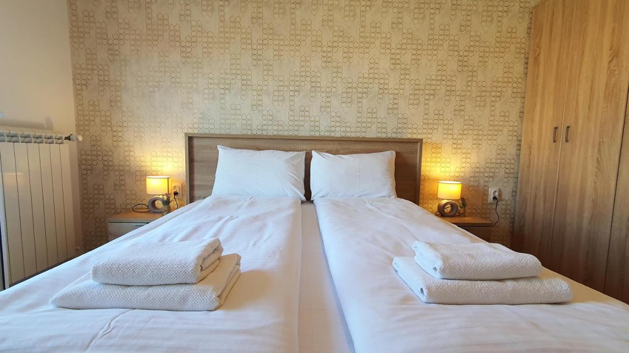 Apartments Spring Cacak Ngoại thất bức ảnh