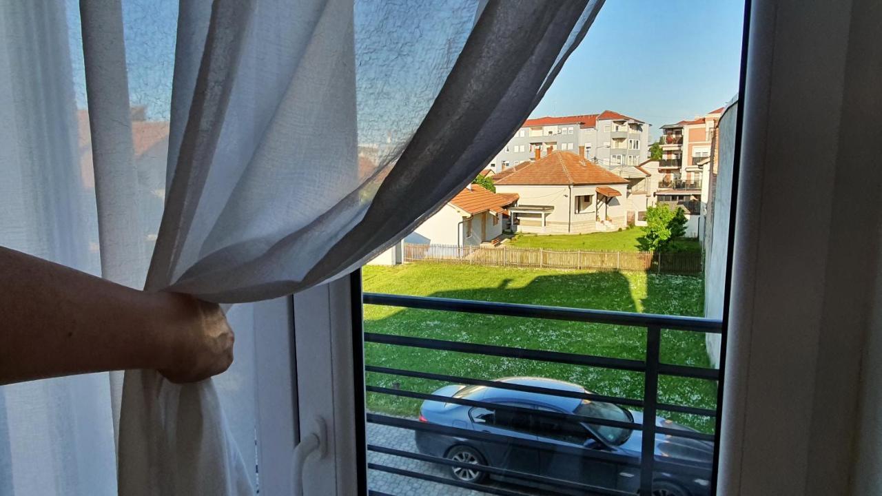 Apartments Spring Cacak Ngoại thất bức ảnh