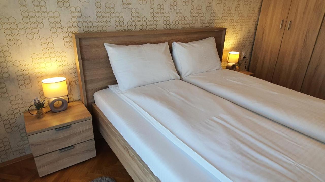 Apartments Spring Cacak Ngoại thất bức ảnh