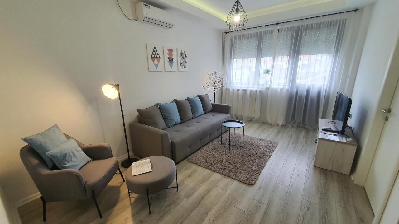 Apartments Spring Cacak Ngoại thất bức ảnh