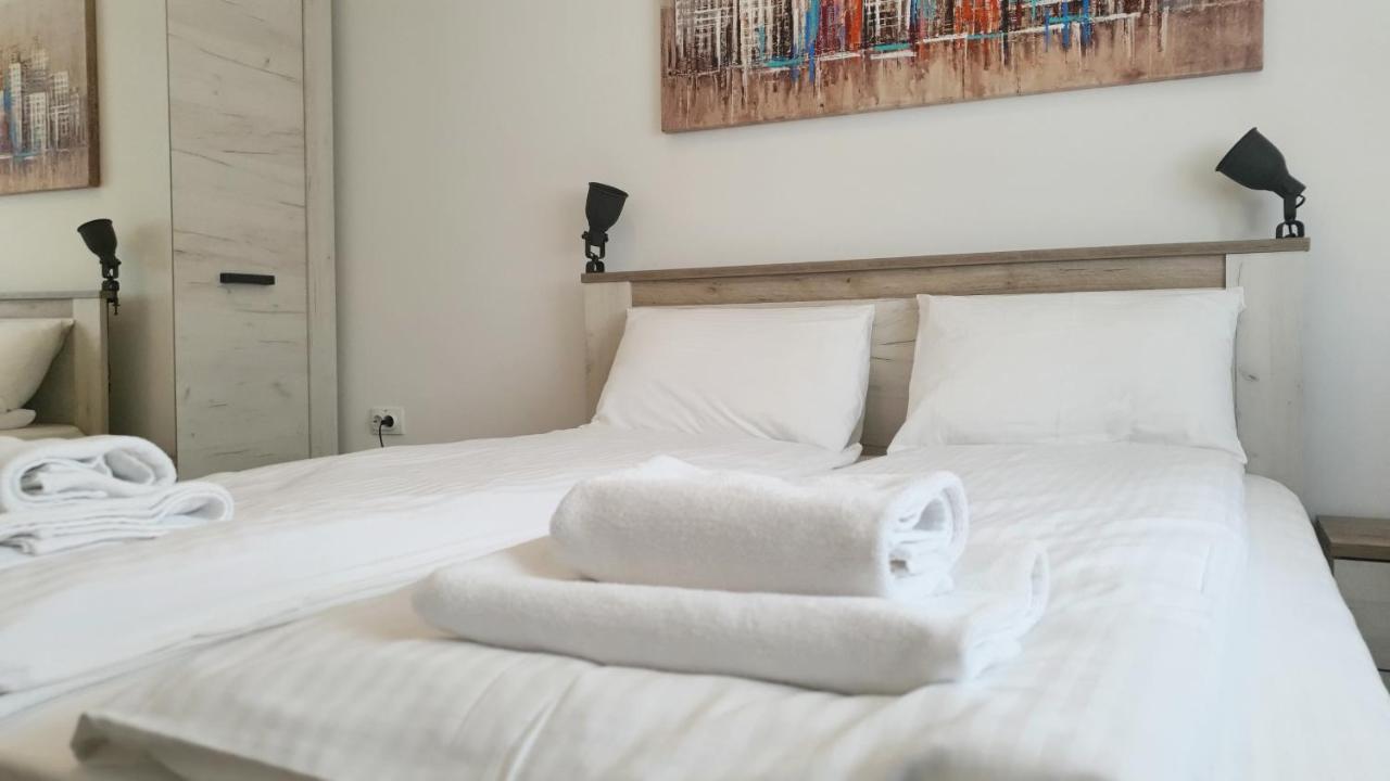 Apartments Spring Cacak Ngoại thất bức ảnh