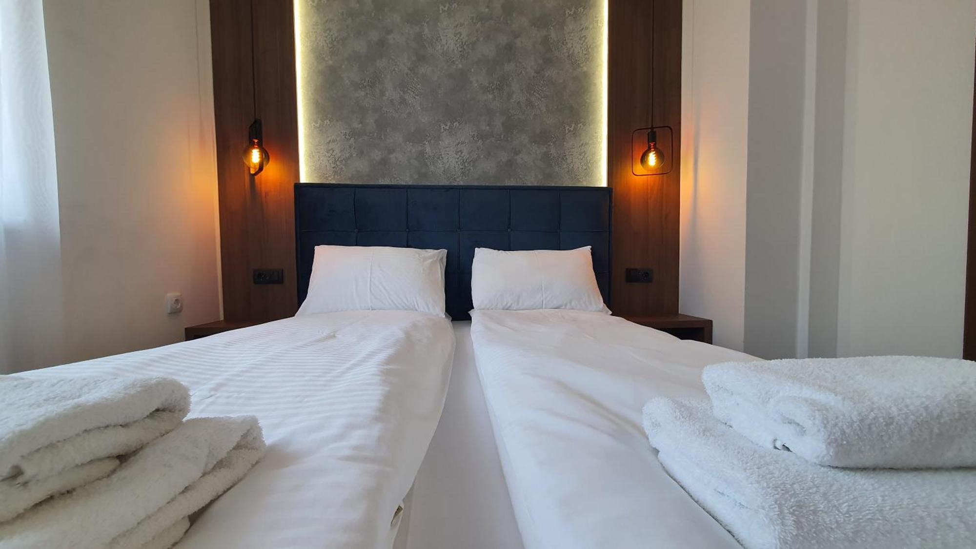 Apartments Spring Cacak Ngoại thất bức ảnh
