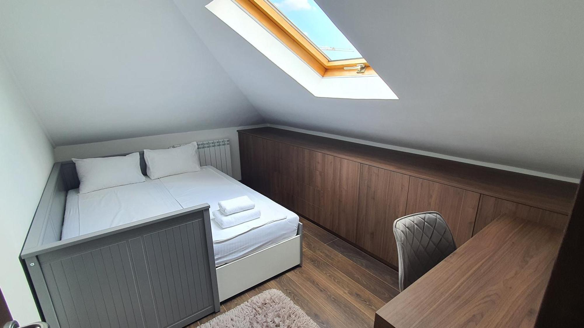Apartments Spring Cacak Phòng bức ảnh