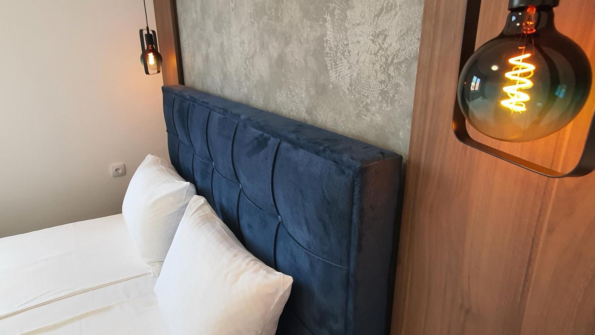 Apartments Spring Cacak Phòng bức ảnh