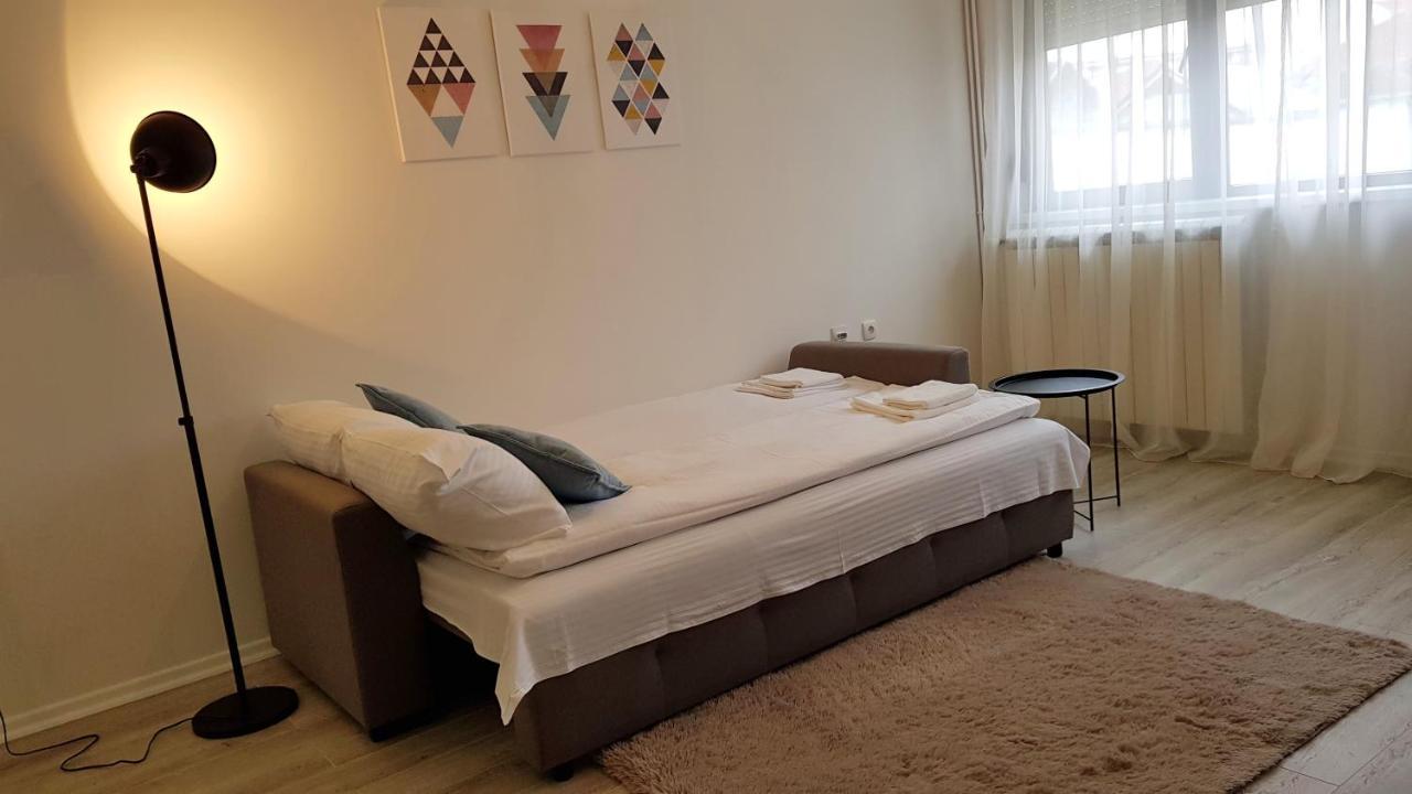 Apartments Spring Cacak Ngoại thất bức ảnh